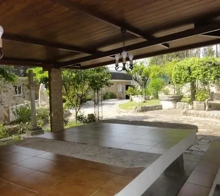 Casa Do Cruceiro Tomino